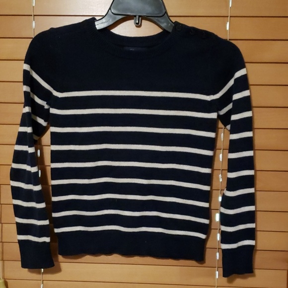 GAP Other - Gap sweater GAP Other - Gap sweater